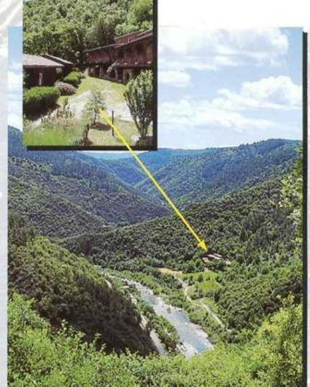 Отель Le Sentier Des Arches Beaumont  Экстерьер фото